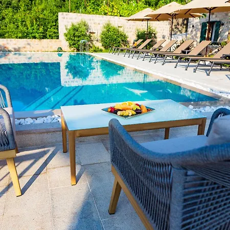 Hotel Boutique Ruzmarin & Garden By Aycon