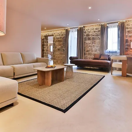 Boutique Ruzmarin & Garden By Aycon