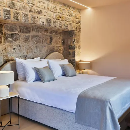 Boutique Ruzmarin & Garden By Aycon Hotel